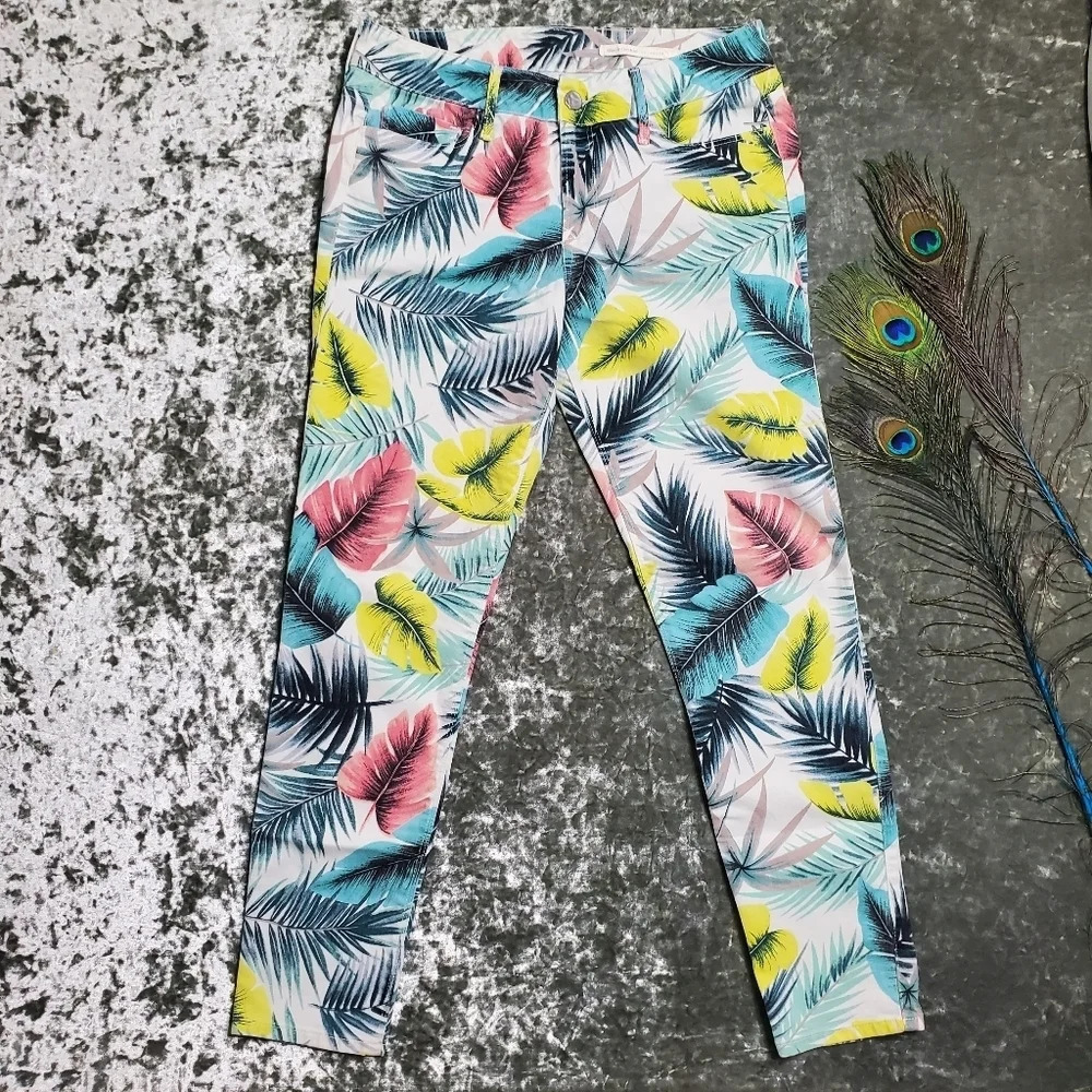 Black‎ Orchid Leaf Print Jeans